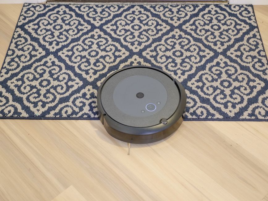 best robot vacuums for carpet and hardwood — product review