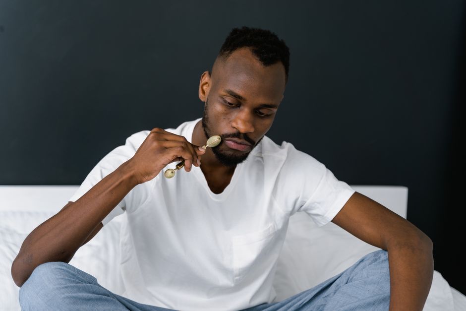 best skin care tools for men — product review